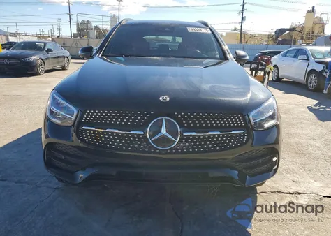 2022 Mercedes-Benz Glc 300 z USA, uszkodzony, nr VIN W1N0G8DB0NV395208